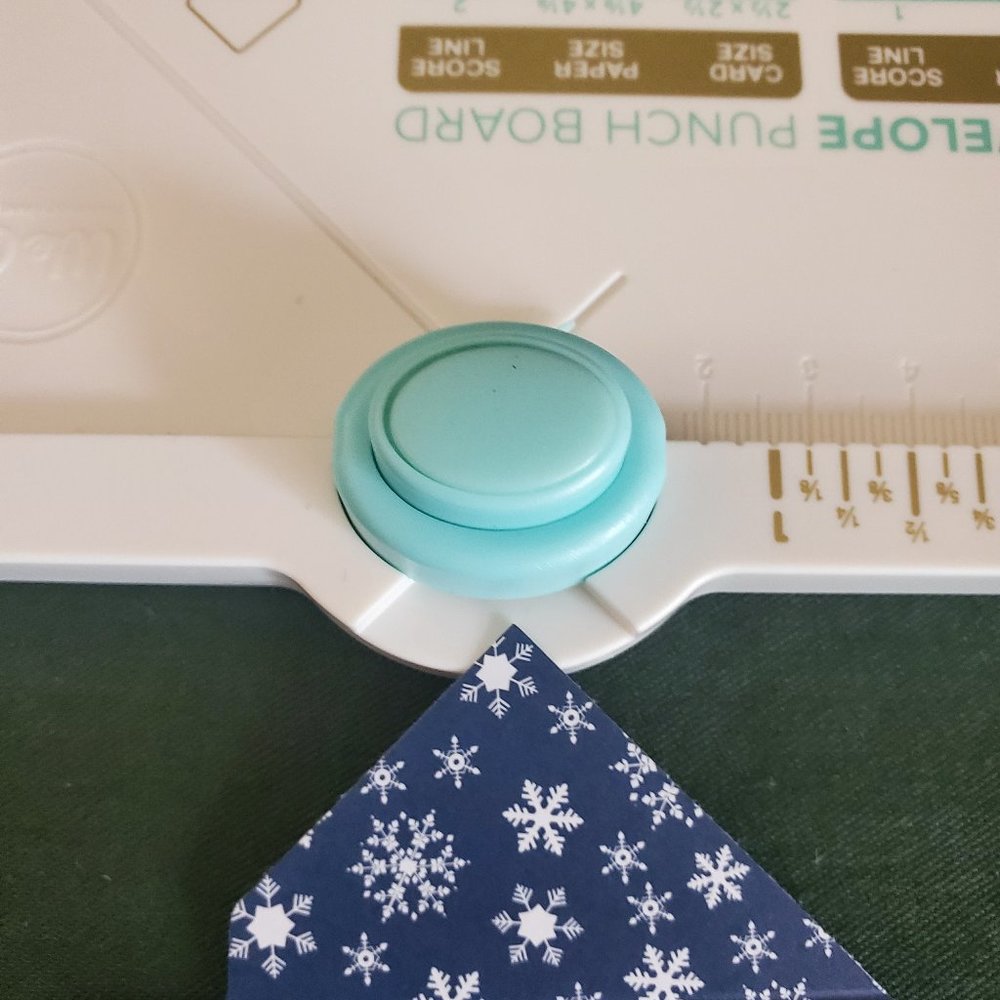 We R Memory Keepers Envelope Punch Board - Picture 7 of 11